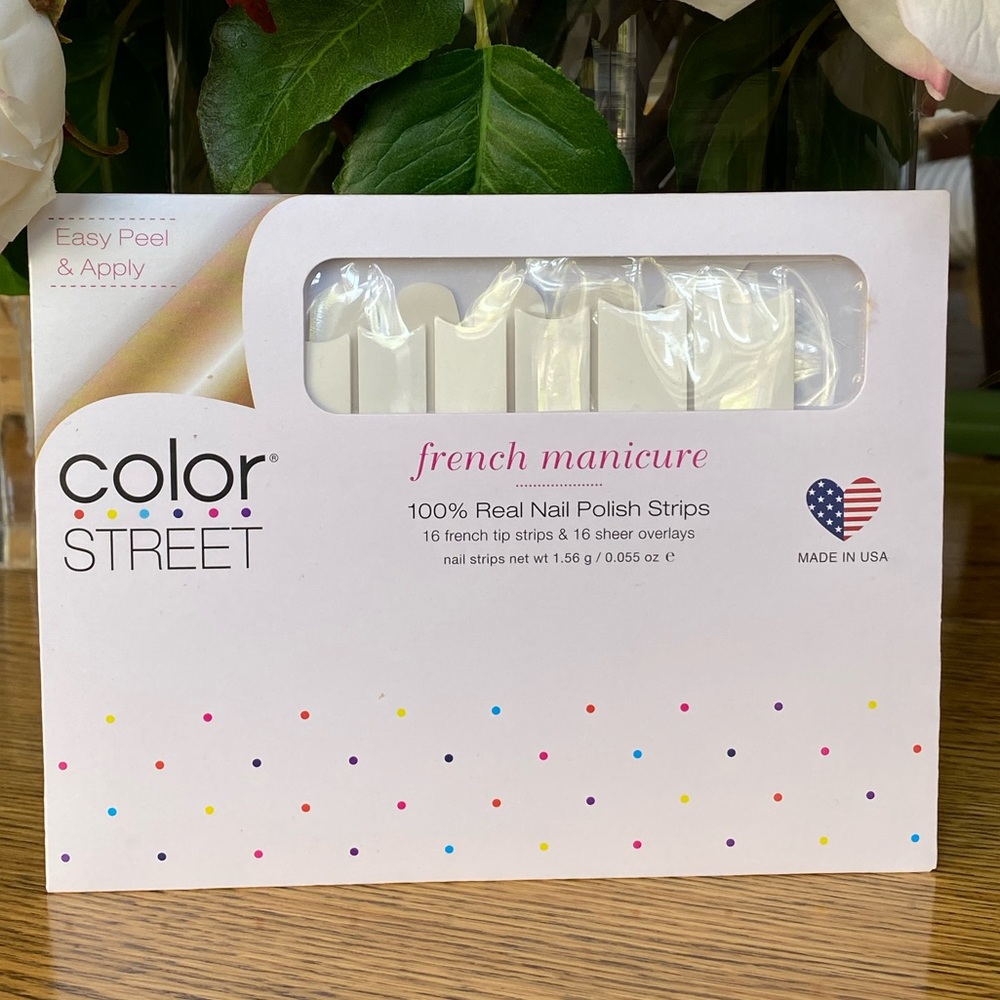 NWT Color Street Nail Strips - French Manuicure